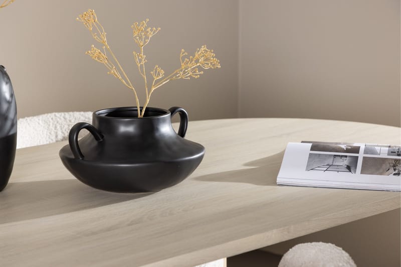 Andy Matgrupp 180 cm Oval med 4 Agnes stolar - Whitewash/Vit - Products - Möbler - Bord & matgrupp - Matgrupp