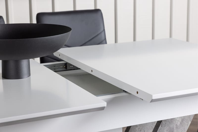 Disa Matgrupp 120 cm Rektangulär med 4 Lily stolar - Svart - Products - Möbler - Bord & matgrupp - Matgrupp