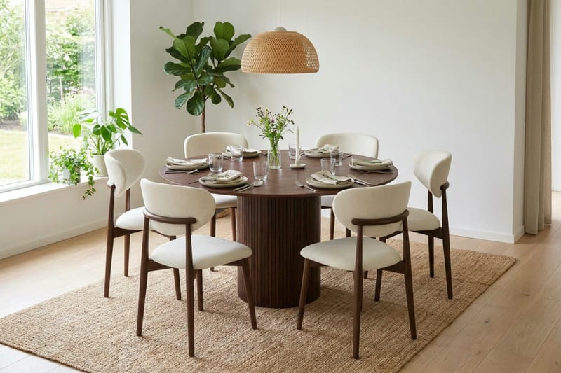 Kopparbo Matgrupp runt 130 cm Valnöt med 6 Molly Matstolar - Valnöt - Products - Möbler - Bord & matgrupp - Matgrupp