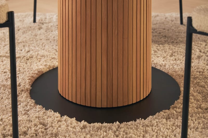 Noira Matbord 120 cm Massiv Valnöt Runt med 4st Gemmiano Mat - Brun - Products - Möbler - Bord & matgrupp - Matgrupp