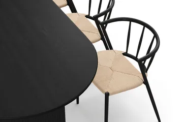 Noira Ovalt Matbord 220 cm med 6 Winston Matstolar - Svart / Beige / Metallben Svart - Products - Möbler - Bord & matgrupp - Matgrupp