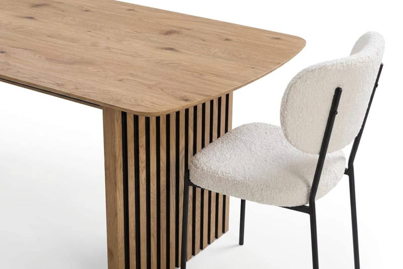 Richeto Matbord 180 cm med 4 st Gemmiano Stolar i Teddy - Brun, Vit - Products - Möbler - Bord & matgrupp - Matgrupp