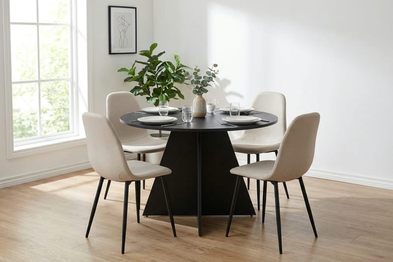 Vera Matgrupp runt 110 cm Svart med 4 Nibe Matstolar - Svart - Products - Möbler - Bord & matgrupp - Matgrupp