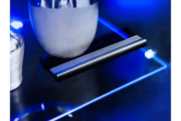 Apryl Modern TV Mediamöbel med Vitrinskåp och LED-belysning - Svart / Trä / Glas - Products - Möbler - TV- & Mediamöbler - TV-möbelset