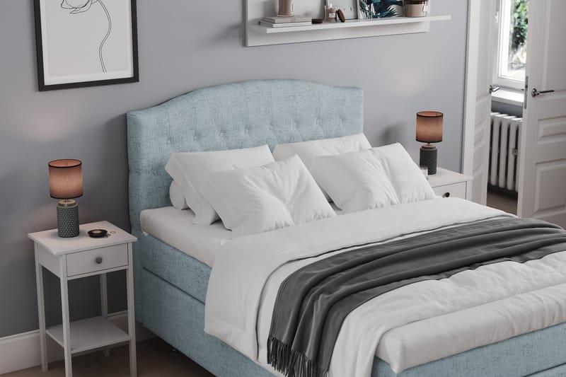 Belda Kontinentalsäng 140x200Fast - Ljusblå - Products - Möbler - Säng - Kontinentalsäng