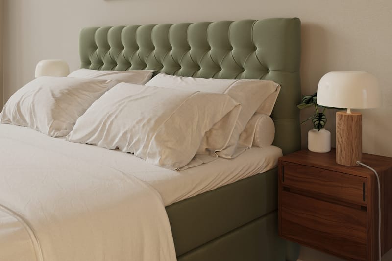 Hilton Lyx Komplett Sängpaket 180x200 cm Kontinentalsäng med knappad sänggavel i sammet - Olivgrön - Products - Möbler - Säng - Kontinentalsäng