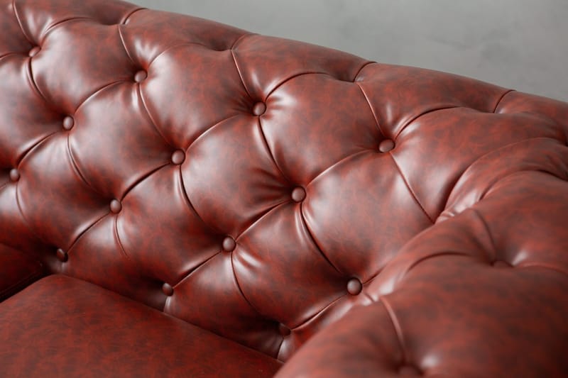 Soffa chesterfield 3-sits i brun PU - Charles - Brun/svart - Products - Möbler - Soffa - Chesterfield soffa