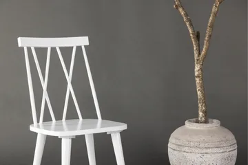 Mariette Matstol - Vit - Products - Möbler - Fåtölj & stolar - Pinnstol