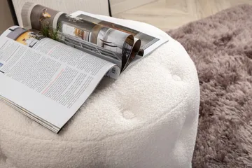 Benjamin Sittpuff - Benvit - Products - Möbler - Fåtölj & stolar - Pall & puff - Sittpuff