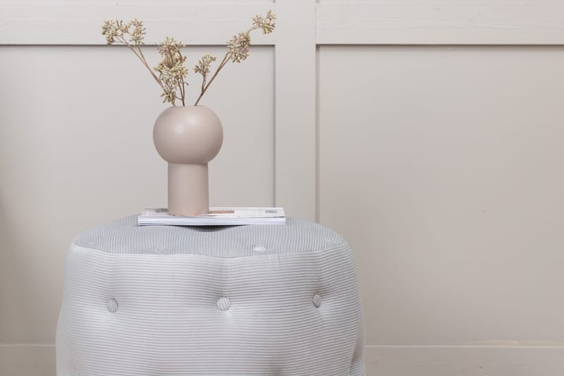 Benjamin Sittpuff - Grå - Products - Möbler - Fåtölj & stolar - Pall & puff - Sittpuff