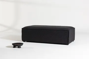 Gillholmen Fotpall - Svart - Products - Möbler - Fåtölj & stolar - Pall & puff - Fotpallar